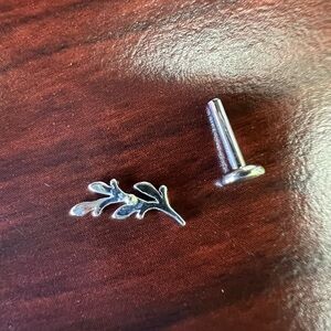 BVLA 14k white gold Amity small threaded labret stud with titanium post